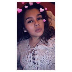 Meet your Posher, Viviana